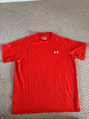 Under Armour Men’s Orange Performance Short Sleeve Tee